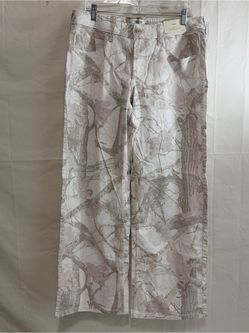 Hollister Women’s Low-Rise Baggy Camo Pants